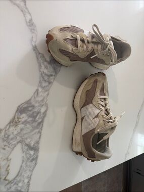 New Balance Beige and Tan Women's Athletic Sneakers
